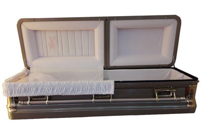 Casket Beauty open